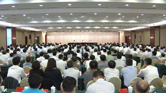 维护集中统一领导 持续加强作风建设