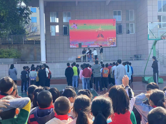 蓼沿中心小学开展119消防宣传月消防演练