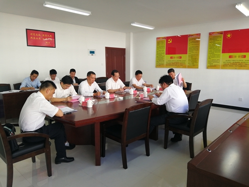 连江县委常委围绕“主动担当作为”专题学习研讨