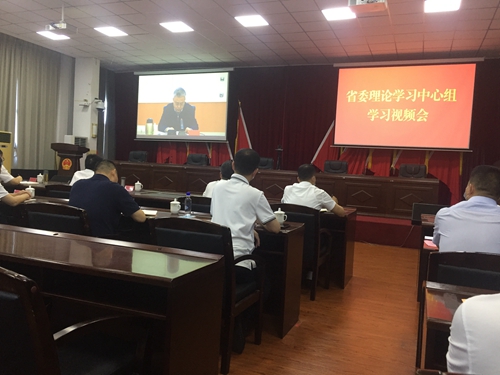 连江县委收听收看省委理论学习中心组货币金融专题学习会