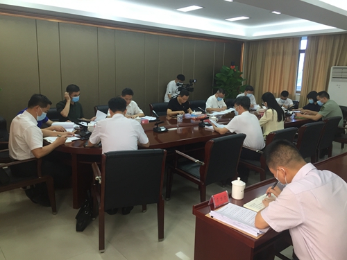 连江县委常委会学习研讨《习近平谈治国理政（第三卷）》《习近平关于网络强国论述摘编》