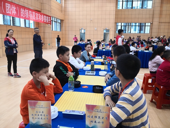 我县包揽市中小学生围棋团体锦标赛中学组冠亚军