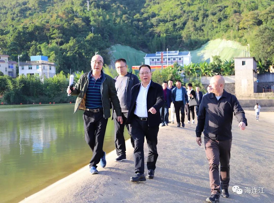 走，巡河去！