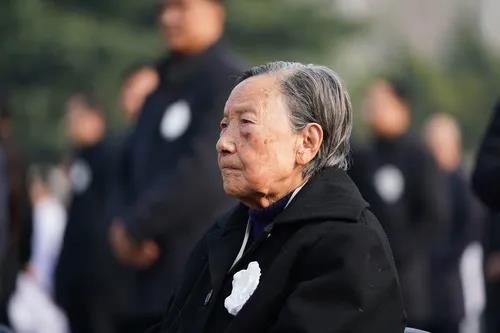 今天10:01，一起默哀！