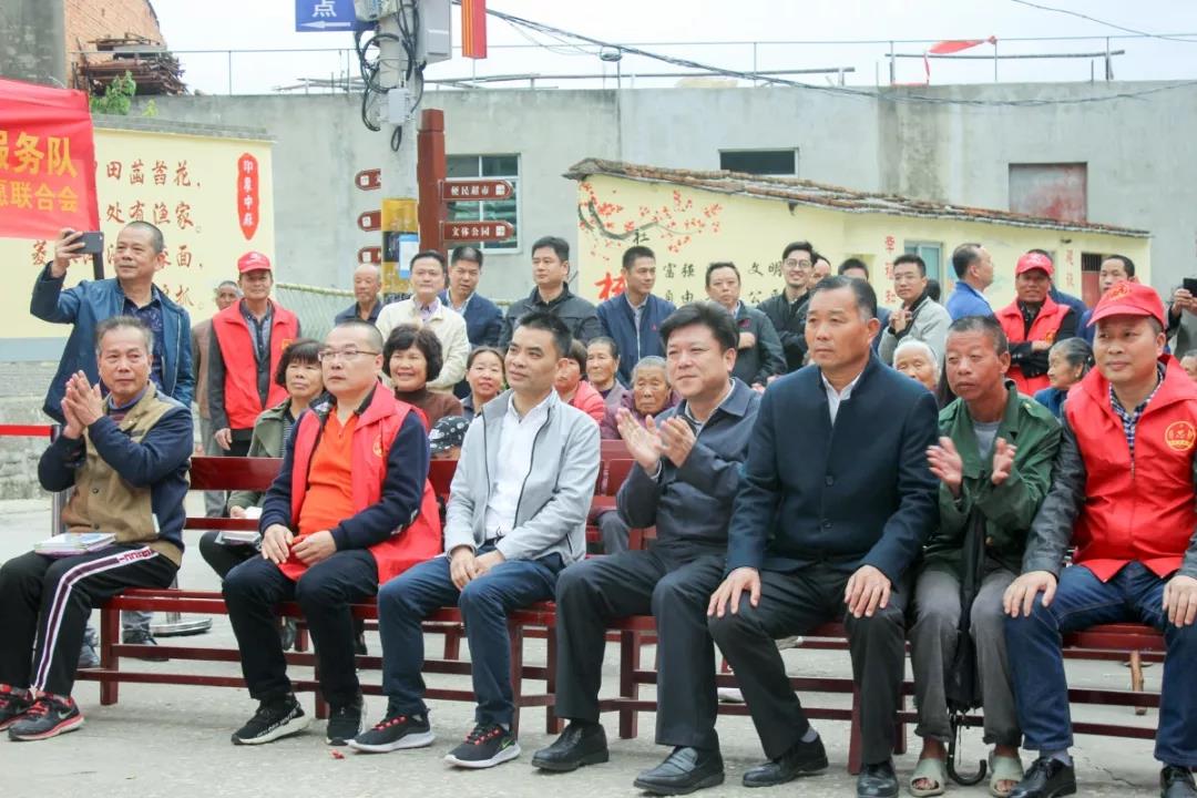 国际志愿日，文明办开展的这场活动 县委书记也赶来参加！