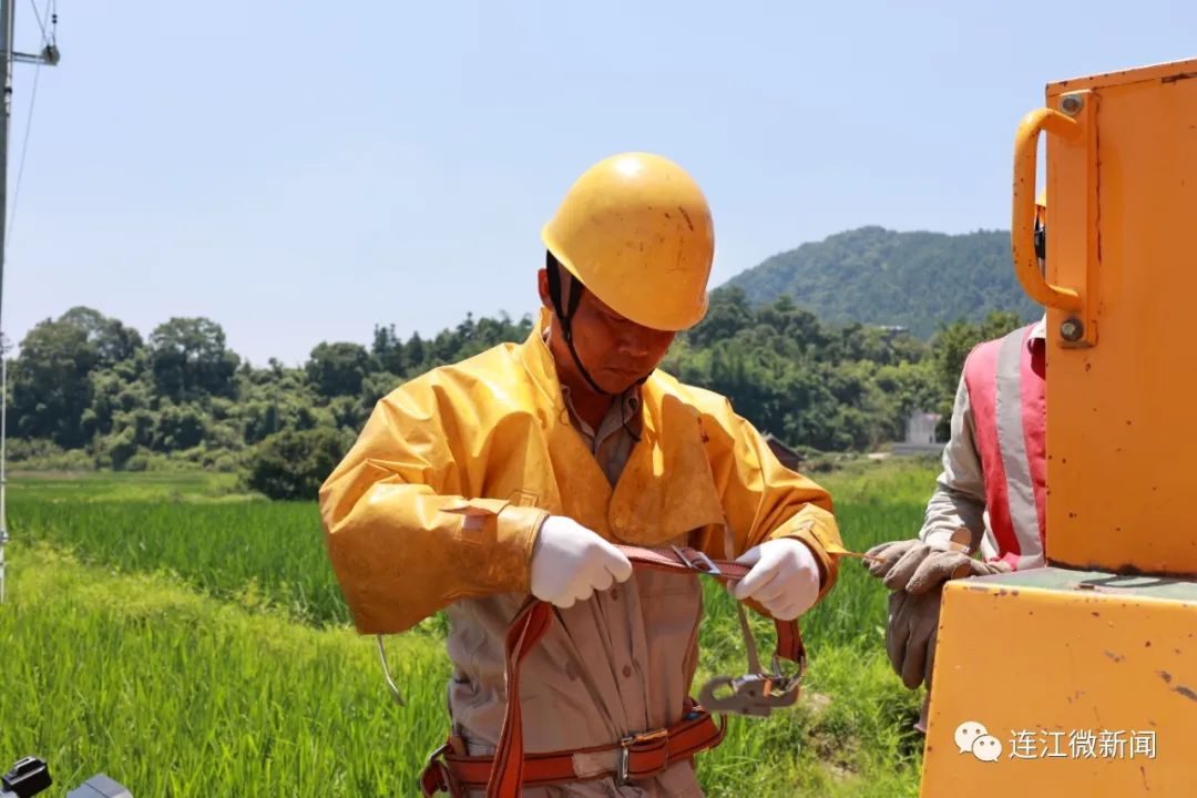 硬核！他是连江高空“特种兵”