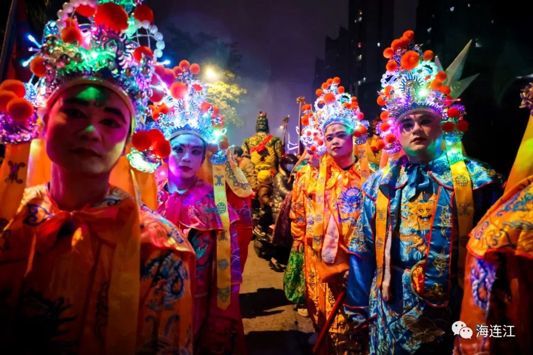 刷屏啦！昨夜妈祖巡安连江，场面太震撼！