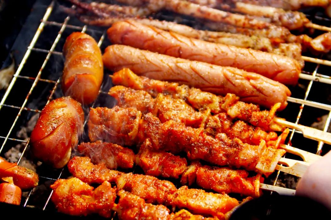 【慢性病综合防控】高盐饮食是现代生活的“隐匿杀手”，这4个减盐小技巧请收藏