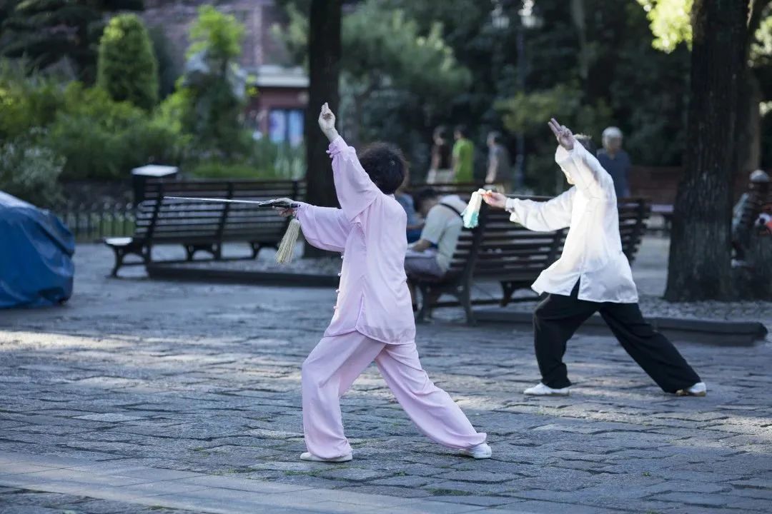 中国“健康老人”国家标准出炉，快来看看你符合几条吧！