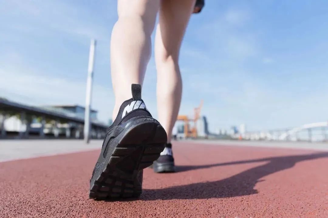 【慢性病综合防治】心血管老化有不同阶段，养护重点各不相同！