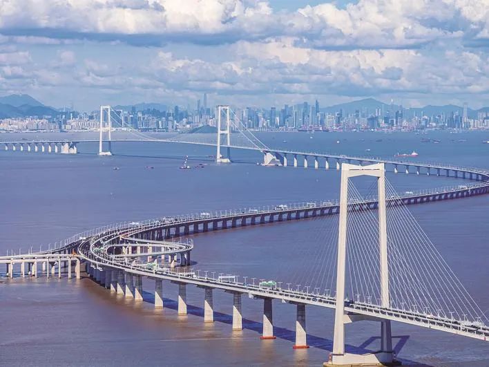 【奋进强国路 阔步新征程】总量连上台阶 结构优化升级