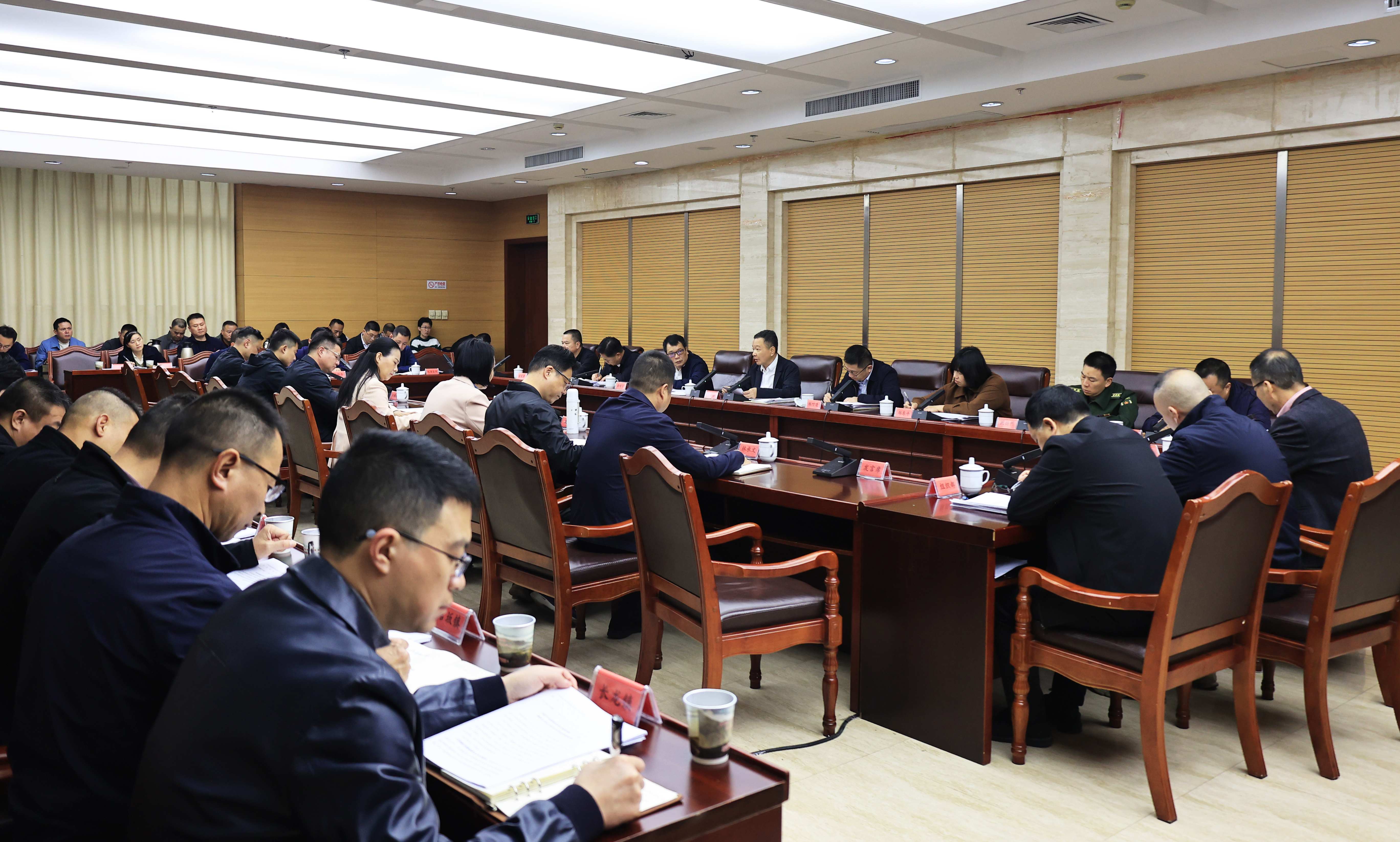 连江县委理论学习中心组围绕学习贯彻落实习近平总书记在福建考察重要讲话精神开展学习研讨