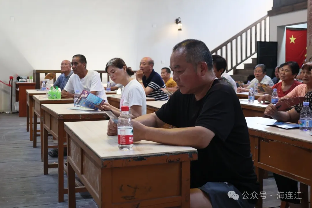 活到老学到老，连江“老同学”上课啦！