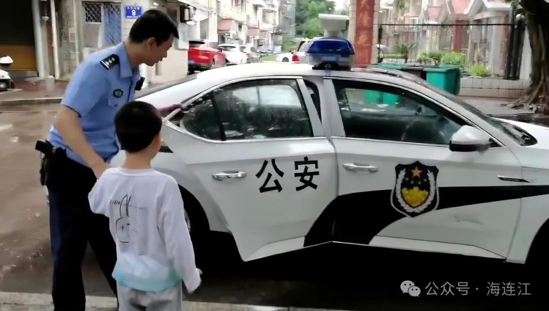连江萌娃独自“奔走”街头，幸好有他们！