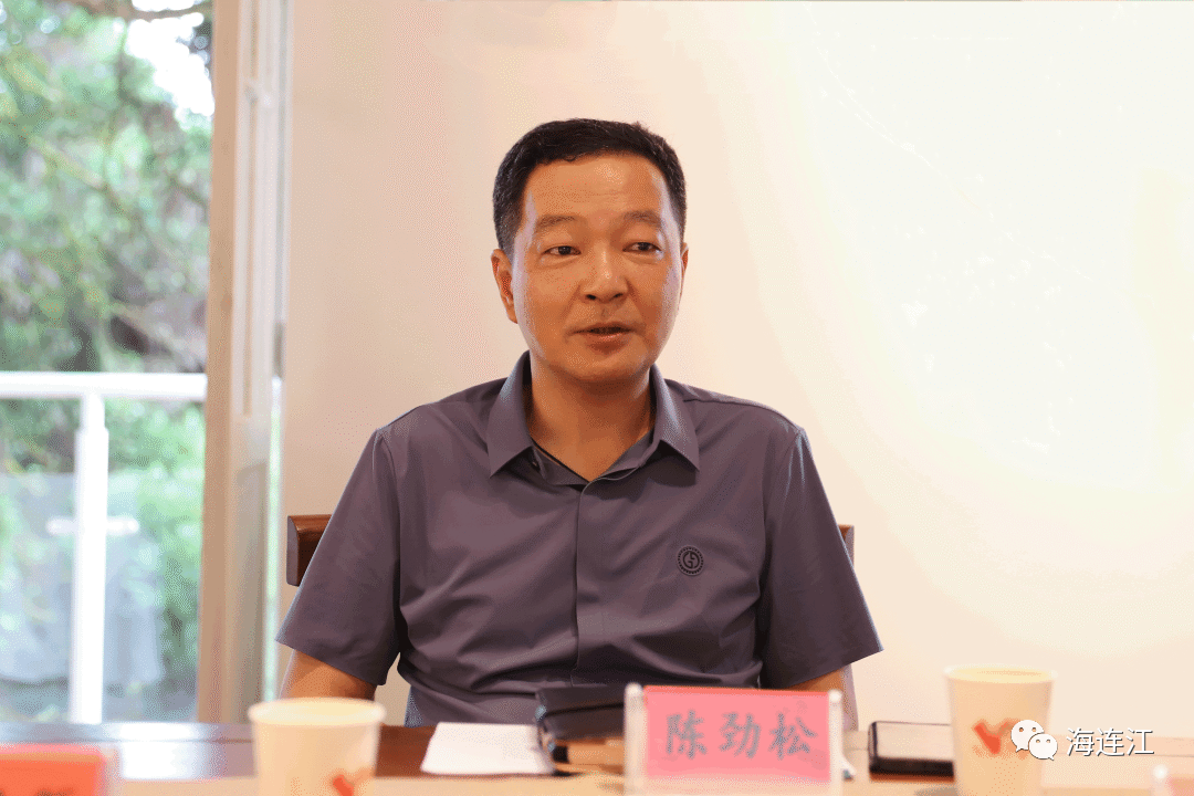 今天，陈劲松率队看望他们！