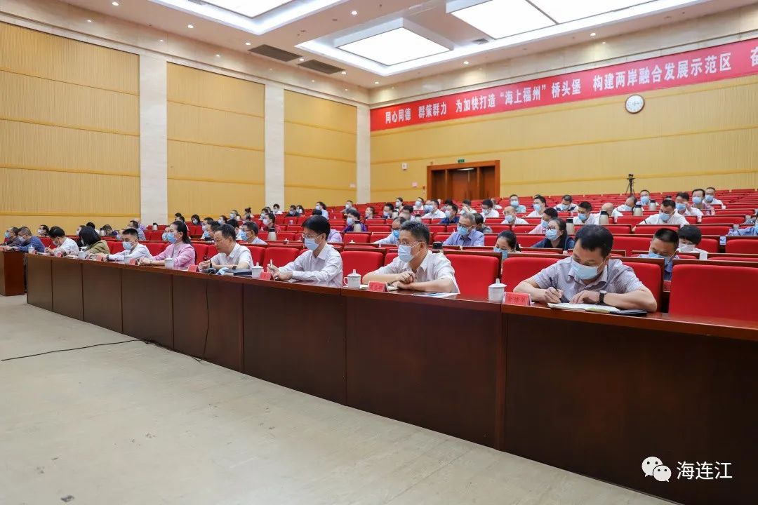 县委常委会召开扩大会议传达学习党的二十大精神