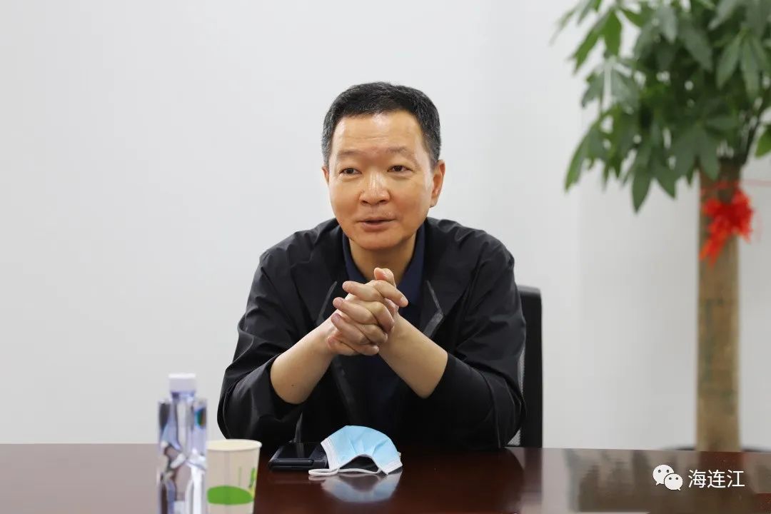 今天，县委书记前往潘渡镇！