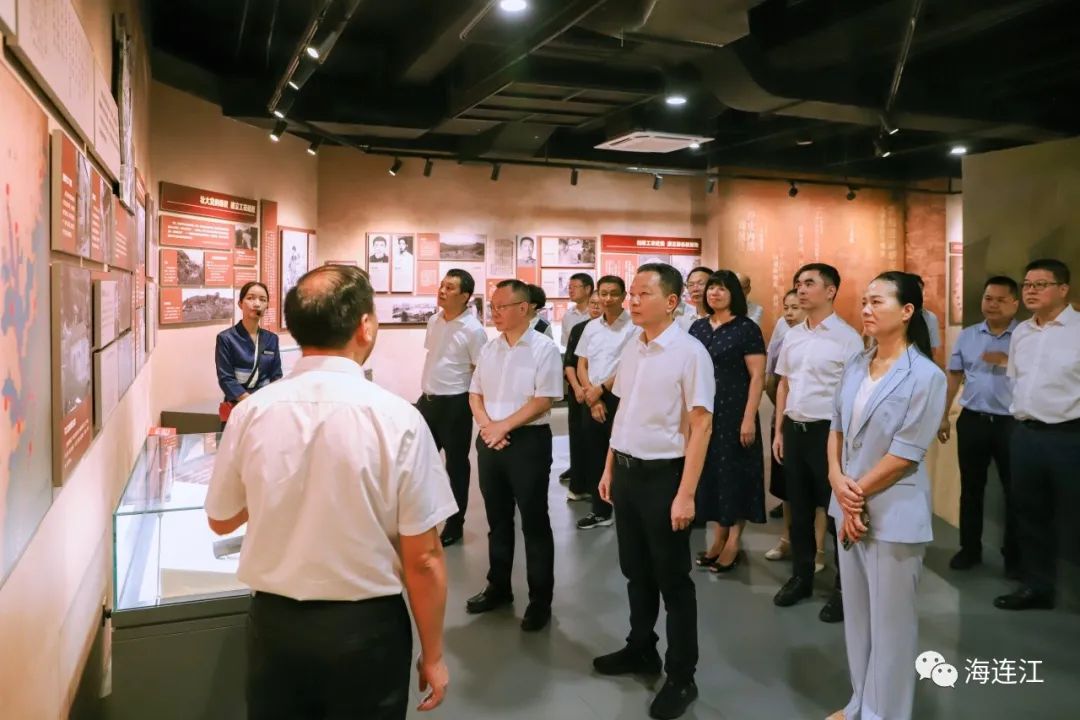 集体学习！连江举办主题教育第一次读书班暨县委理论学习中心组学习会