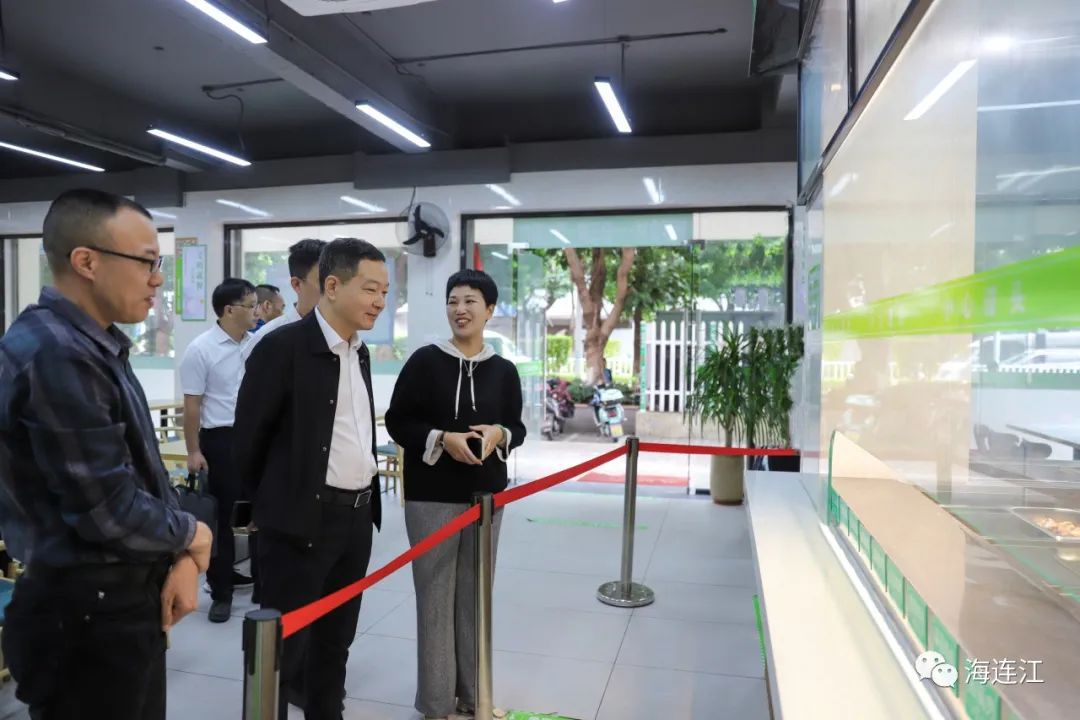 县委书记现场办公 助推薄弱社区“加速快跑”
