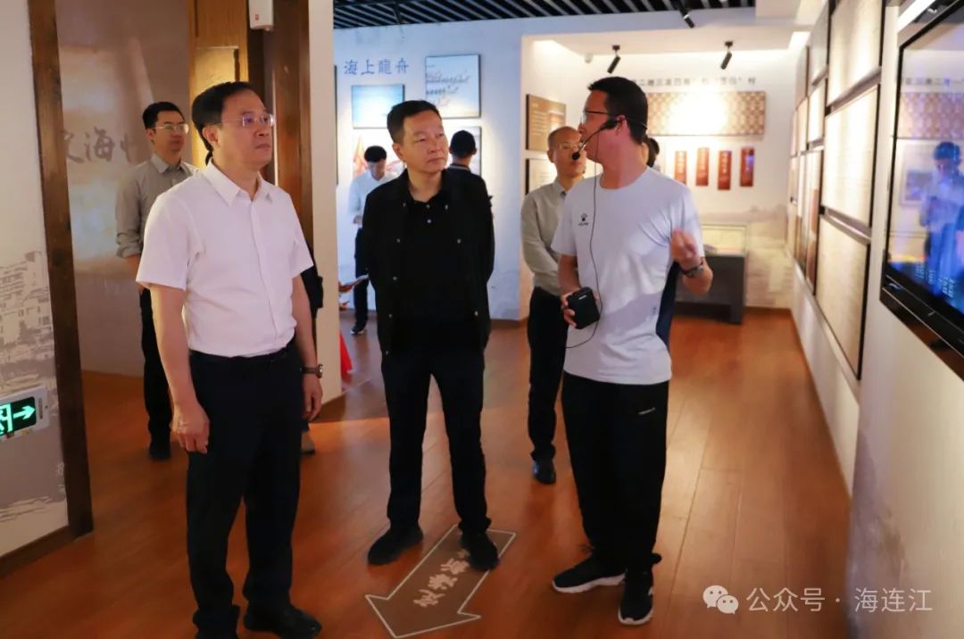 今天，海口市秀英区委书记符勇一行来连考察学习
