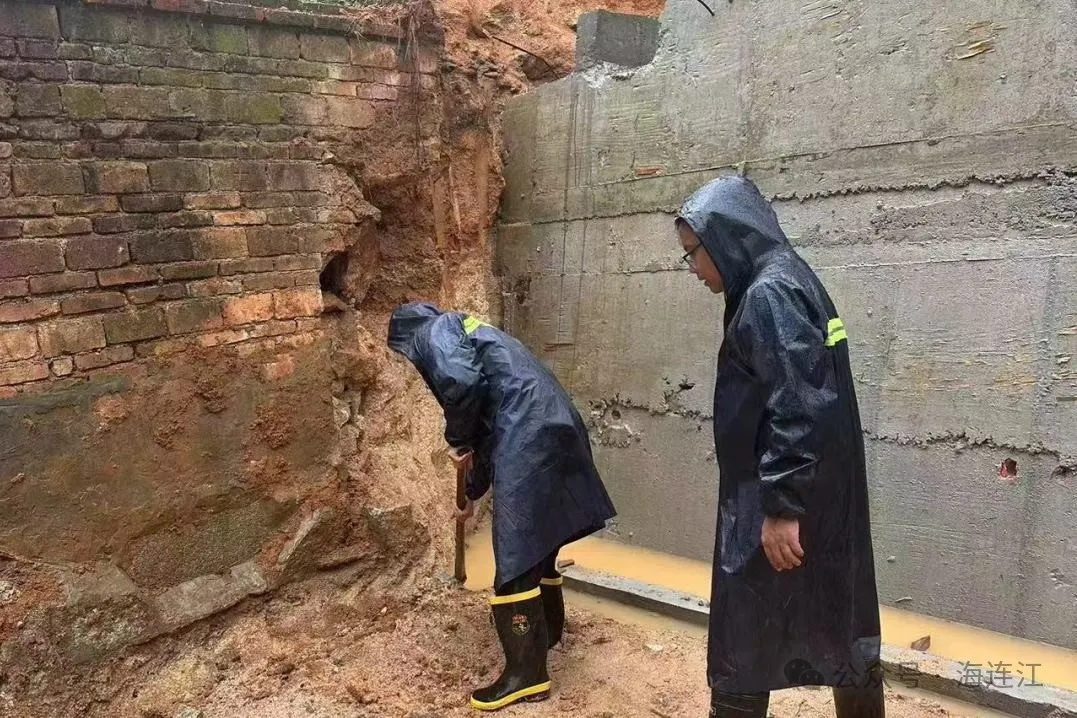 倾力守护！连江有他们逆风雨而行！