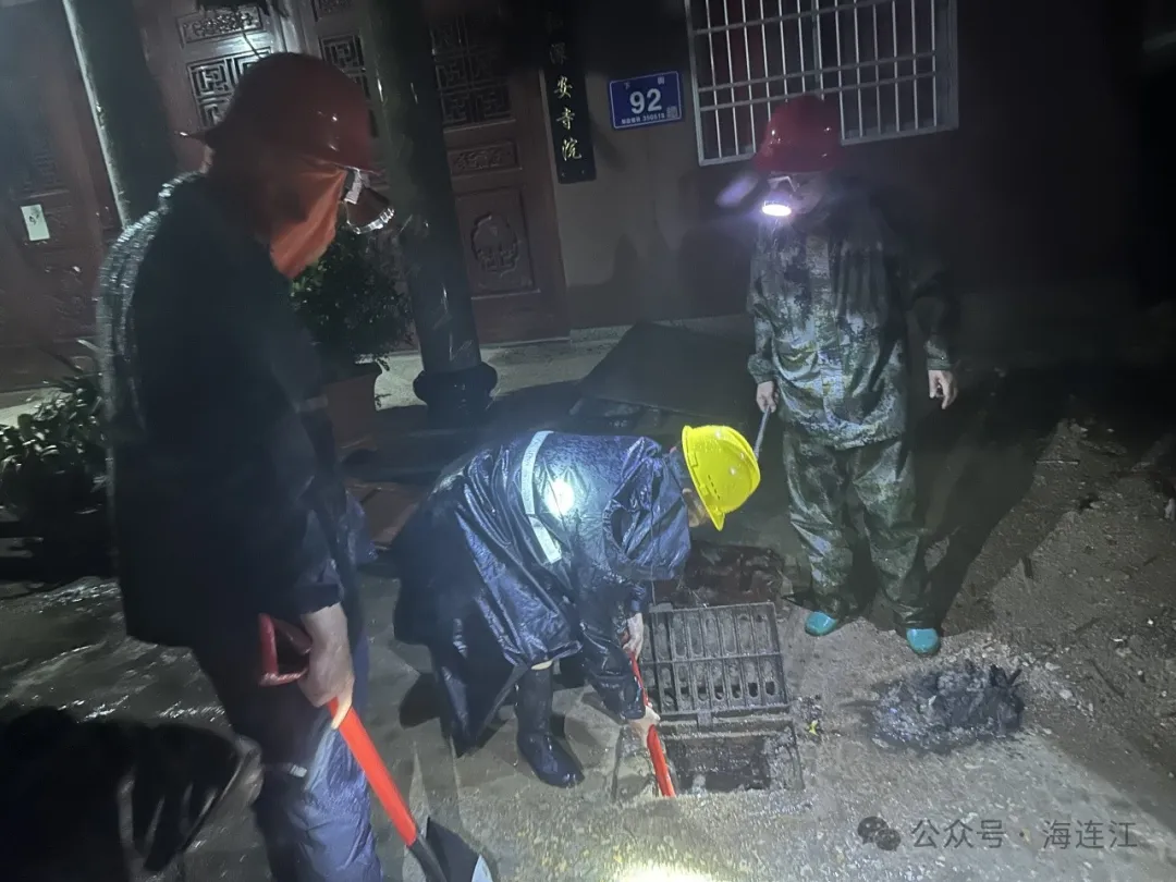 台风登陆夜，他们彻夜坚守，护航连江平安！