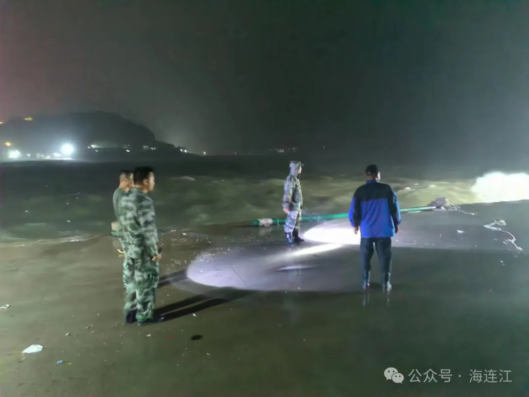 台风登陆夜，他们彻夜坚守，护航连江平安！