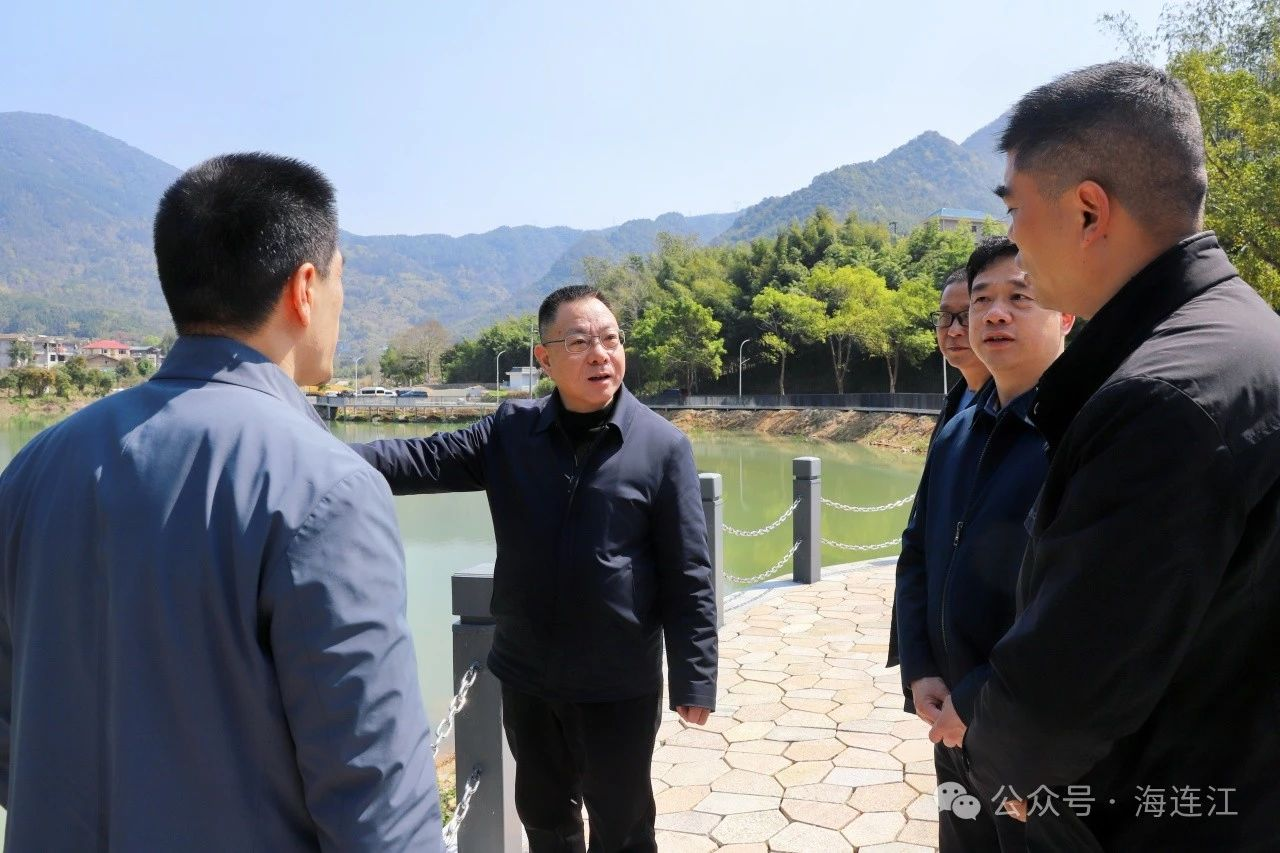 县委书记高双成率队开展“护河爱水、清洁家园”活动