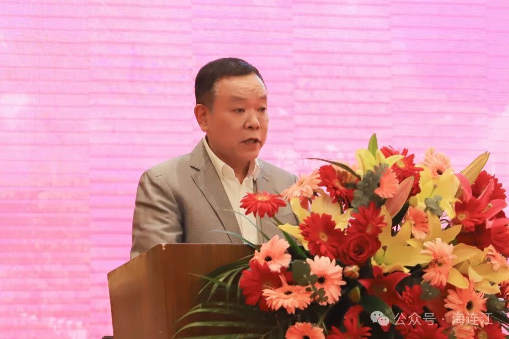 叙乡情、话发展！金凤群贤齐聚一堂