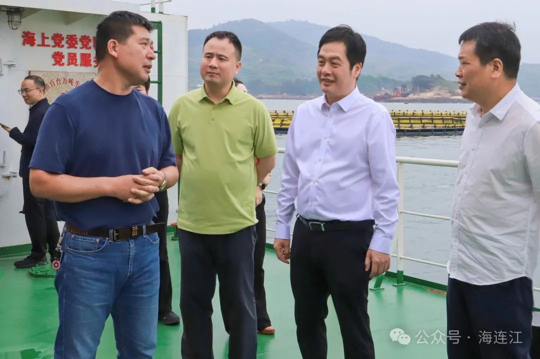 今天，市政协主席刘卓群率课题组来连调研