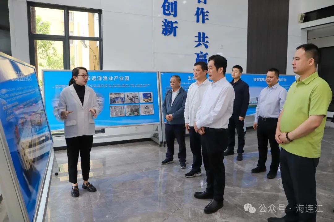 今天，市政协主席刘卓群率课题组来连调研