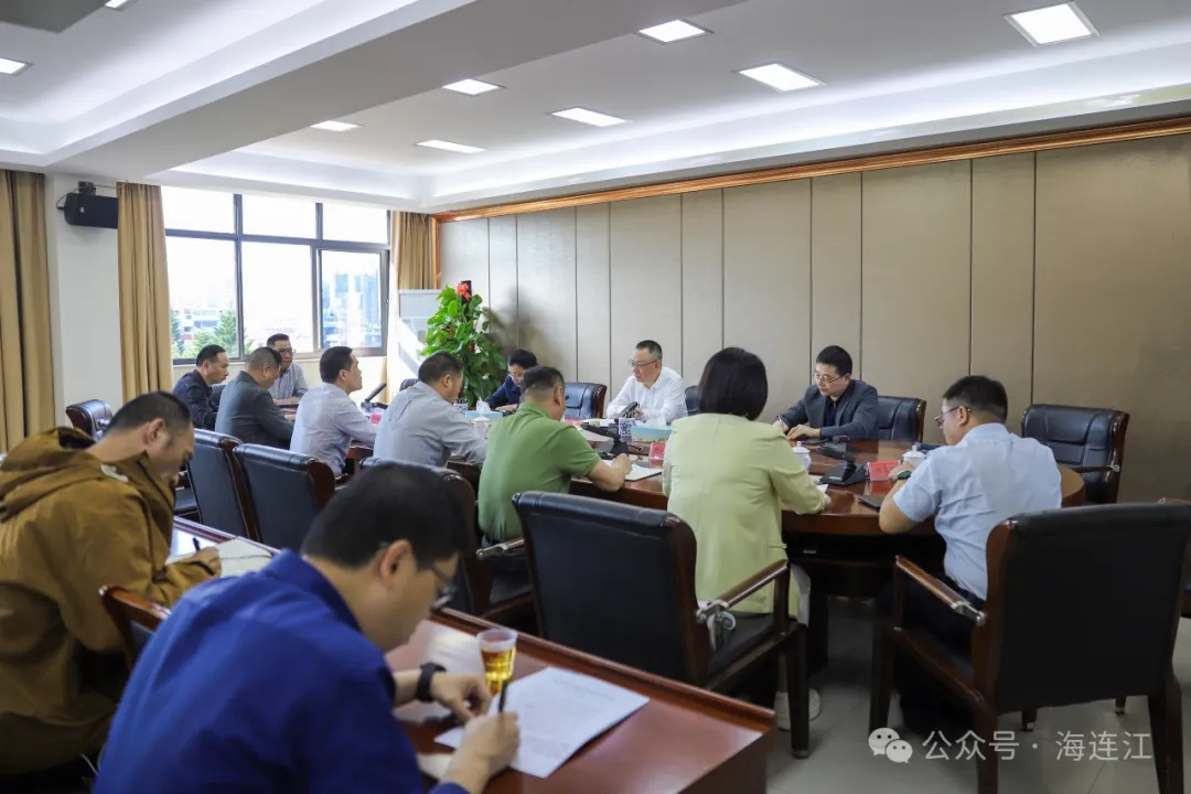 开门纳谏！高双成主持召开基层党员干部群众代表座谈会