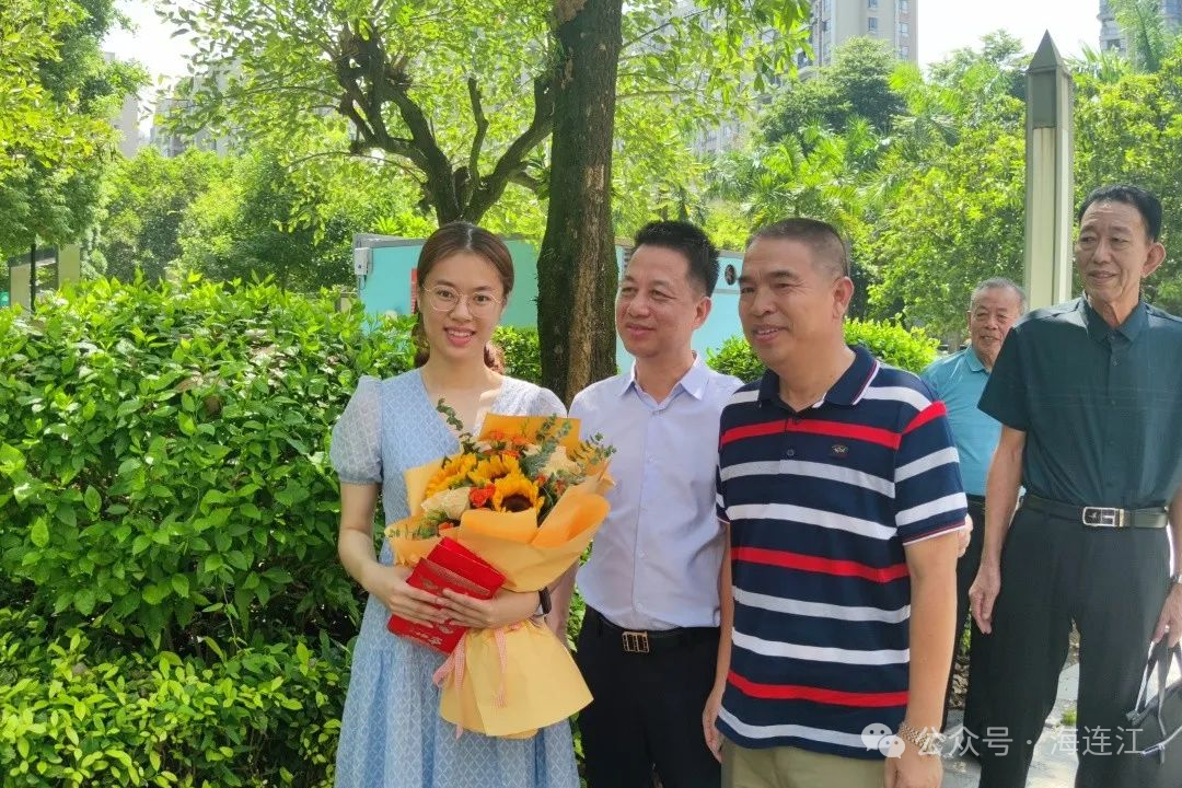 丫霸！连江籍女生，在北大发言！