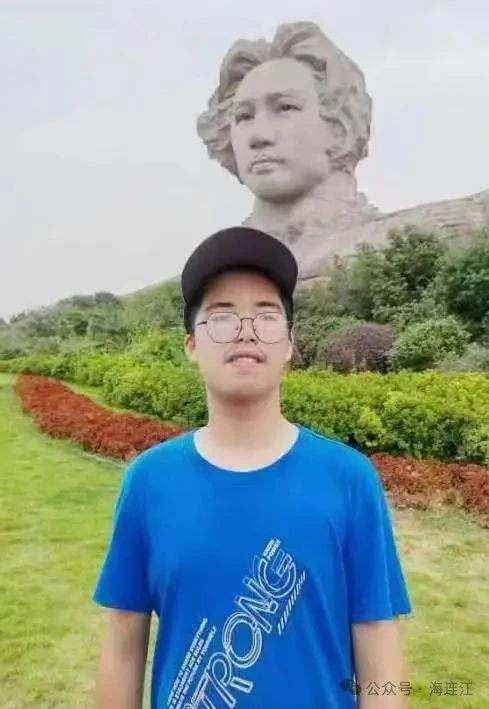 省级奖学金！祝贺连江一中万子晔、邹夏骁、陈思润！
